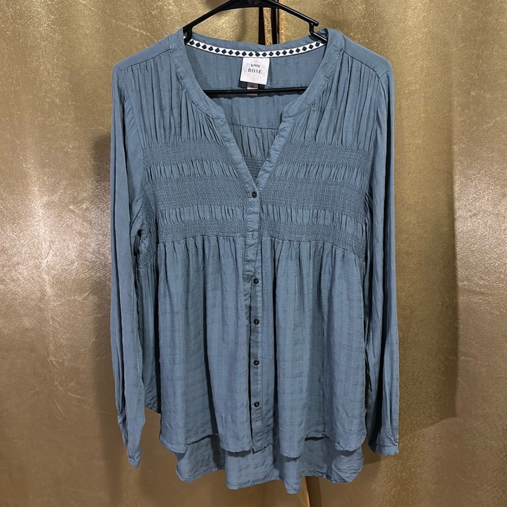 Knox Rose long sleeve button down blouse